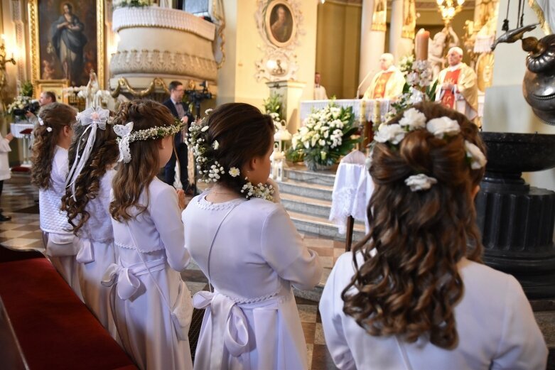  Pierwsze spotkanie z Jezusem. Komunia w parafii św. Jakuba  