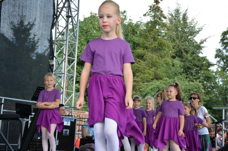  Piknik dożynkowy w Jeżowie  