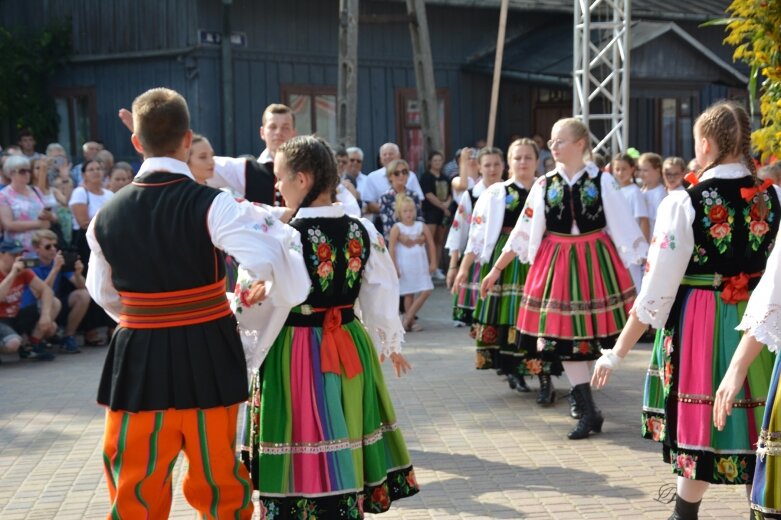  Piknik dożynkowy w Jeżowie  