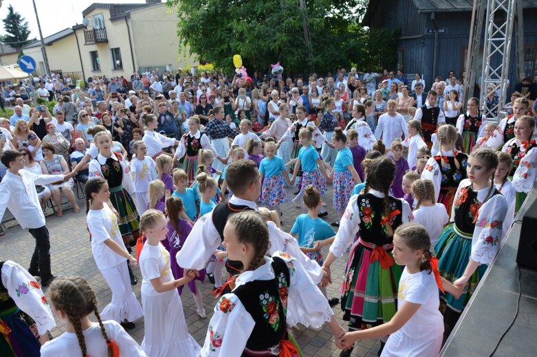  Piknik dożynkowy w Jeżowie  