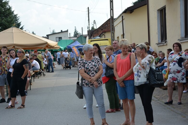  Piknik dożynkowy w Jeżowie  