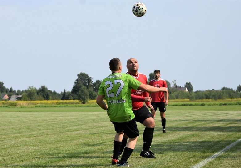  Piłkarskie derby w A Klasie pełne bramek 