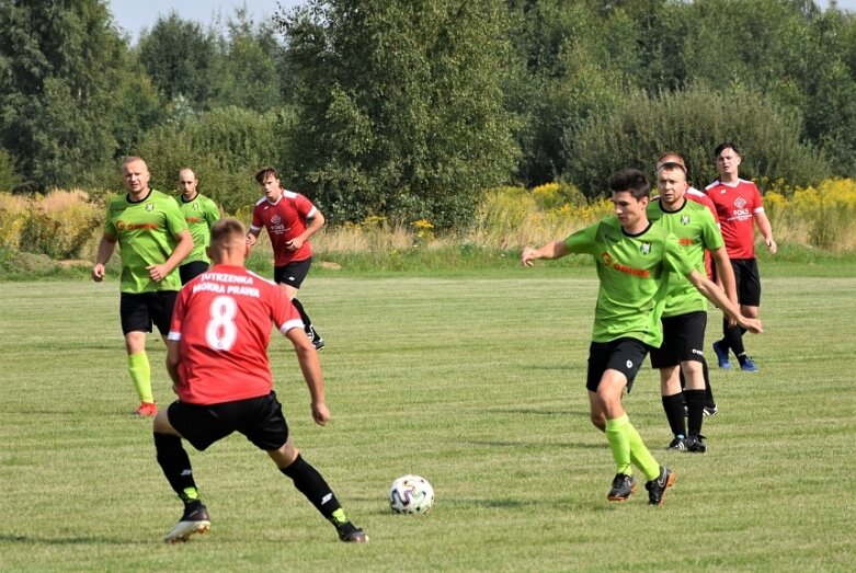  Piłkarskie derby w A Klasie pełne bramek 