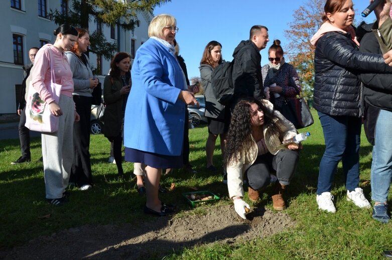  Pola Nadziei na finał obchodów 25-lecia Stowarzyszenia Hospicjum im. Anny Olszewskiej w Skierniewicach 