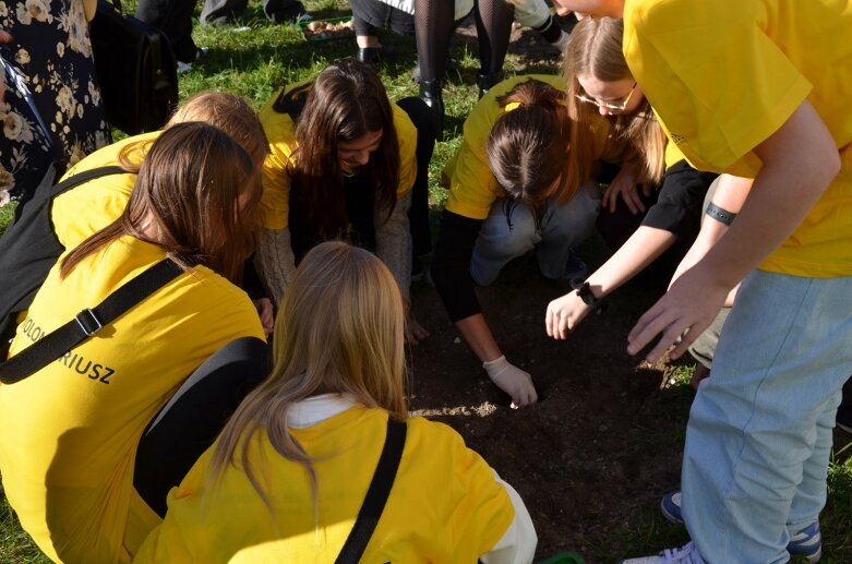  Pola Nadziei na finał obchodów 25-lecia Stowarzyszenia Hospicjum im. Anny Olszewskiej w Skierniewicach 