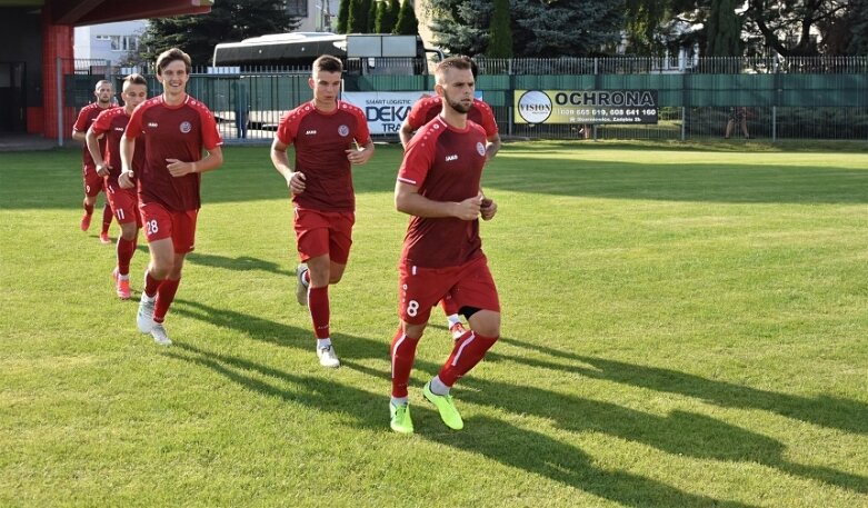  Polonia pokonana! Znakomita inauguracja III ligi w wykonaniu Unii Skierniewice 