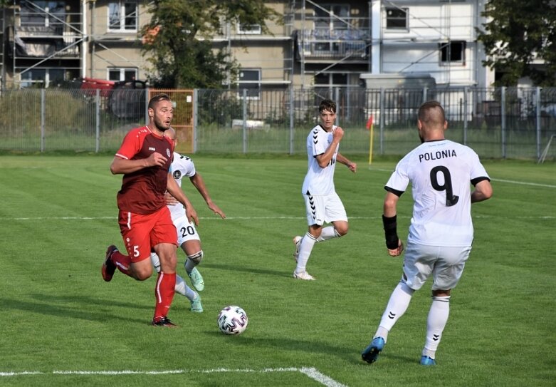  Polonia pokonana! Znakomita inauguracja III ligi w wykonaniu Unii Skierniewice 