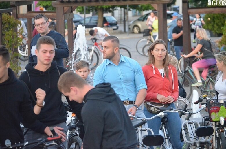  Ponad 700 uczestników w Nocnym Przejeździe Rowerowym 