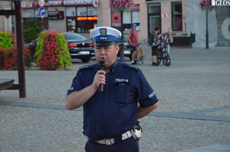  Ponad 700 uczestników w Nocnym Przejeździe Rowerowym 