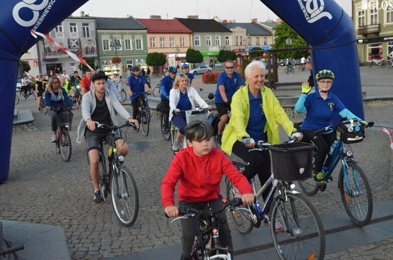  Ponad 700 uczestników w Nocnym Przejeździe Rowerowym 