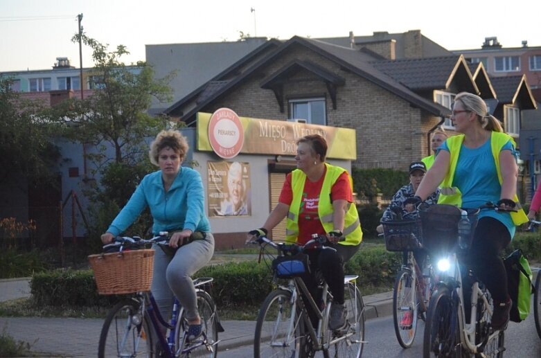  Ponad 700 uczestników w Nocnym Przejeździe Rowerowym 