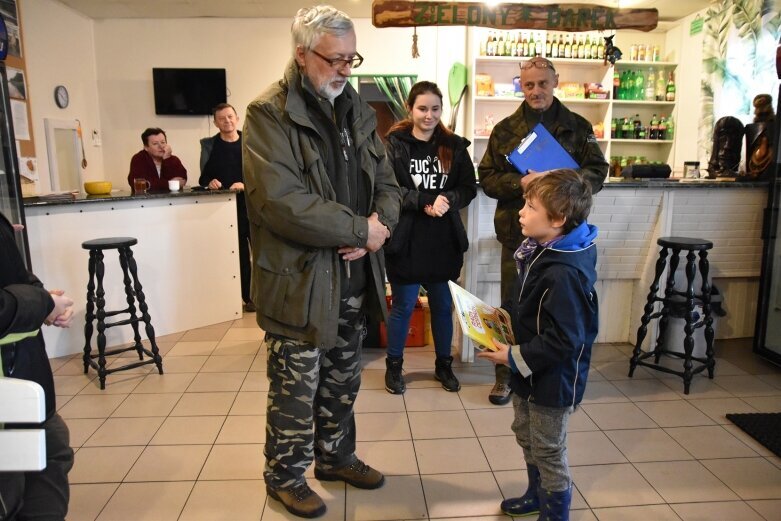  Poświęcili sobotę na sprzątanie Rawki 