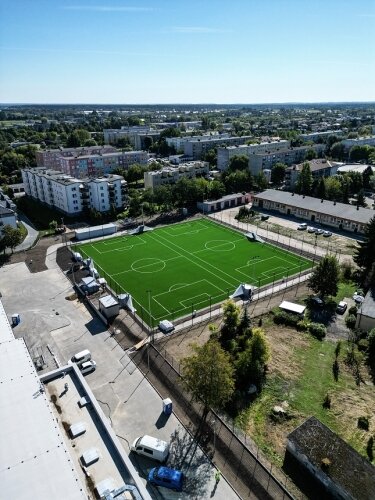  Prace przy budowie stadionu miejskiego na ostatniej prostej 