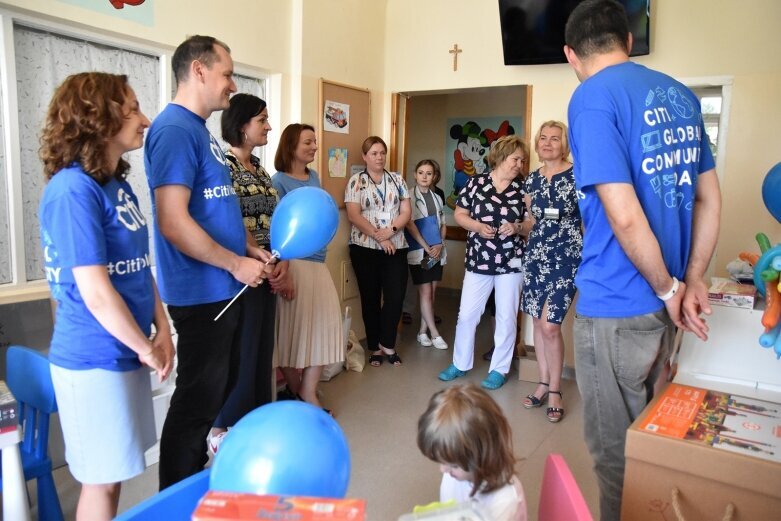  Praktycznie i nowocześnie na szpitalnej świetlicy 