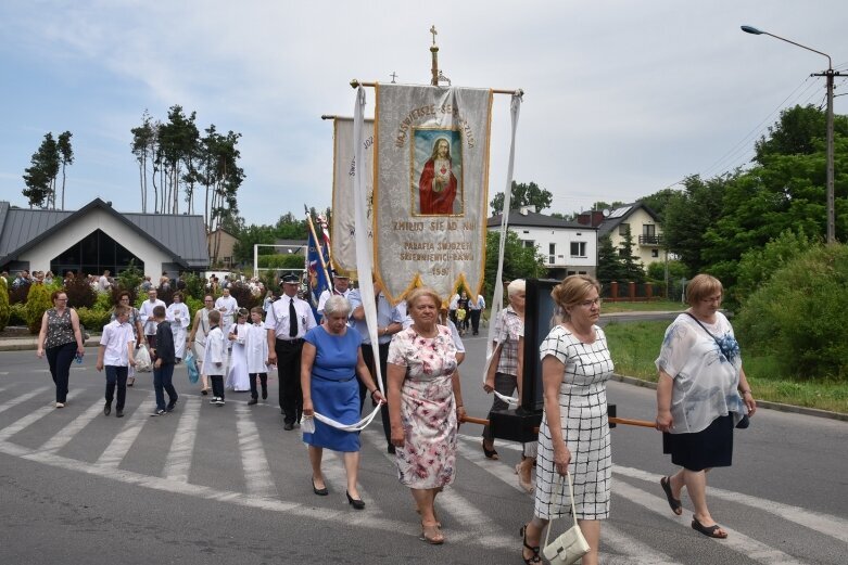  Procesje Bożego Ciała przeszły ulicami Skierniewic 