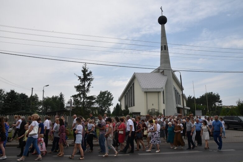  Procesje Bożego Ciała przeszły ulicami Skierniewic 