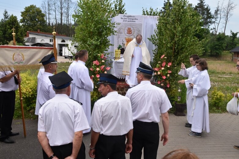  Procesje Bożego Ciała przeszły ulicami Skierniewic 