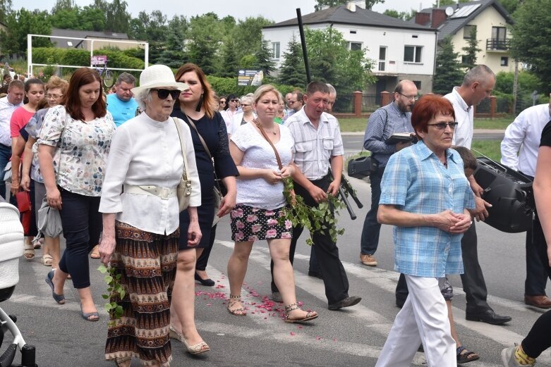  Procesje Bożego Ciała przeszły ulicami Skierniewic 