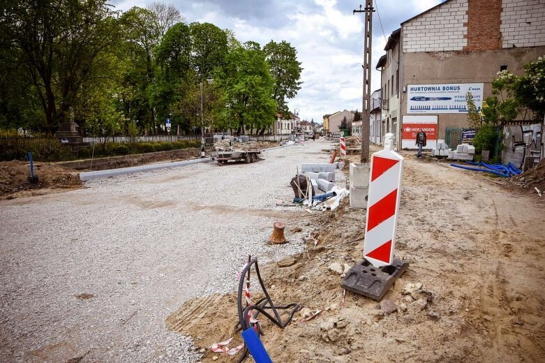  Przebudowa ulicy Rawskiej złapała przyspieszenie 