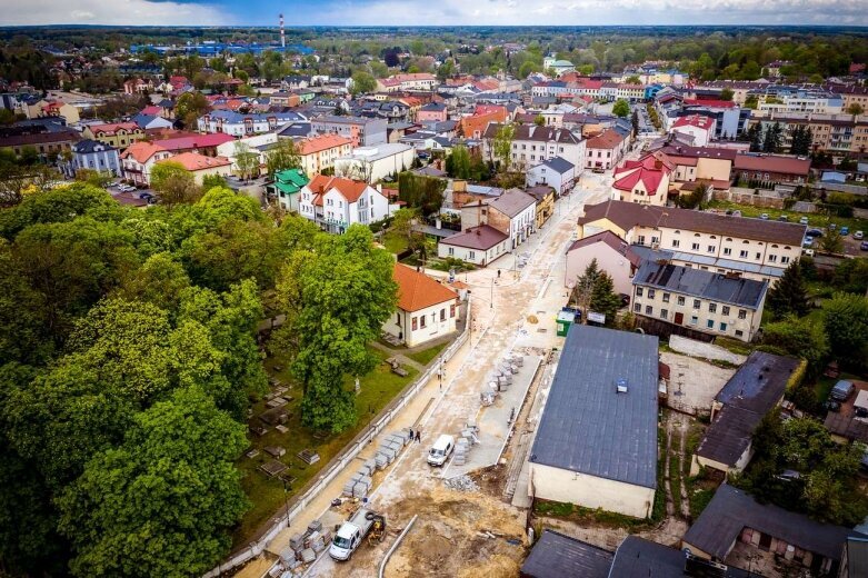  Przebudowa ulicy Rawskiej złapała przyspieszenie 