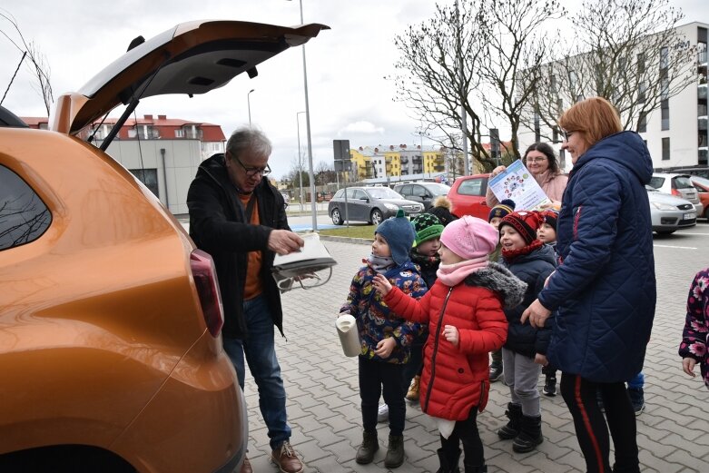  Przedszkolaki zbierają elektrośmieci. Pomóż im wygrać atrakcyjne nagrody 