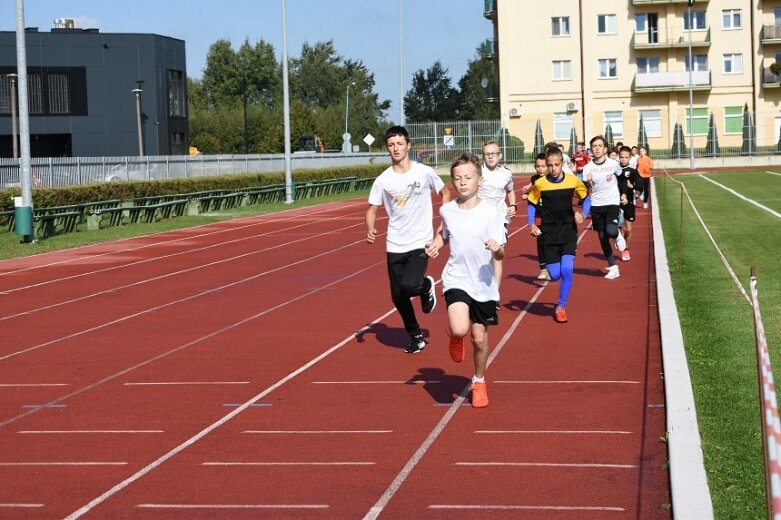  Przełaje zainaugurowały cykl wydarzeń w ramach Szkolnego Związku Sportowego 