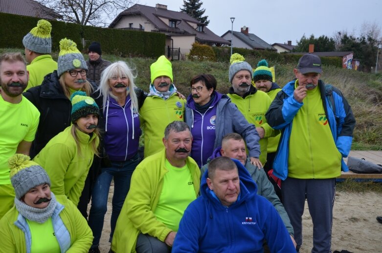  Przełam lody – morsowanie dla zdrowia na Zalewie Zadębie w Skierniewicach 