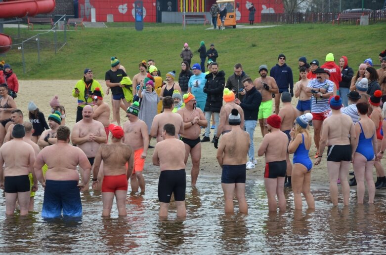  Przełam lody – morsowanie dla zdrowia na Zalewie Zadębie w Skierniewicach 