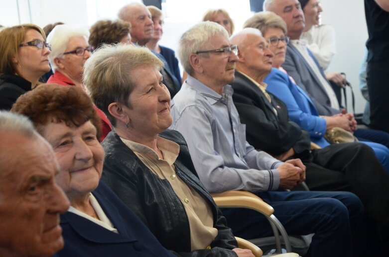  Przez 66 dni płonęło ognisko. Na pamiątkę wydarzeń ogień jest w herbie gminy Słupia 