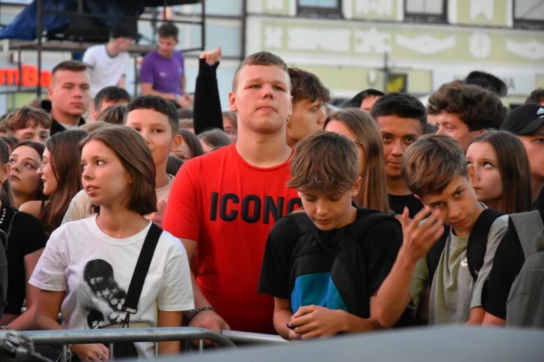  Raperzy opanowali piątkową scenę w Skierniewicach 