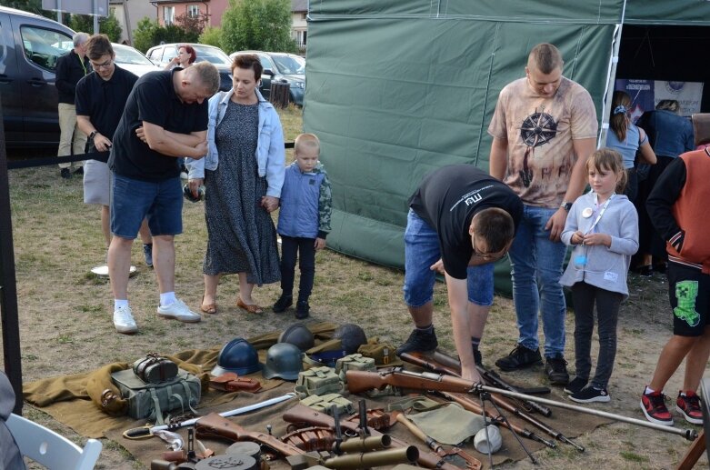  Razem tworzymy bezpieczne Skierniewice - przekonywały służby mundurowe podczas niedzielnego pikniku 