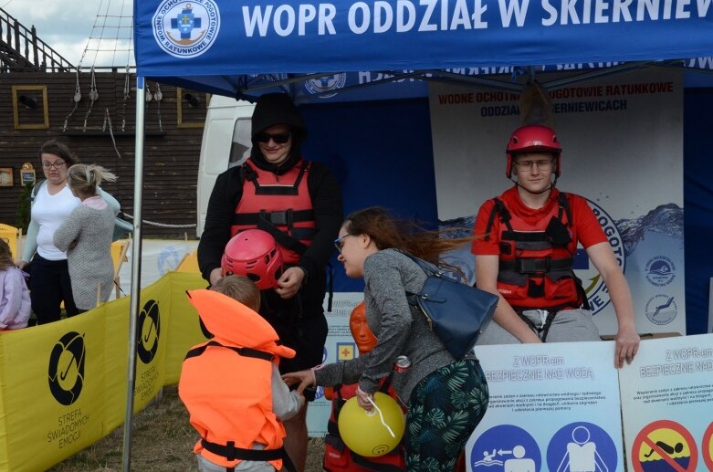  Razem tworzymy bezpieczne Skierniewice - przekonywały służby mundurowe podczas niedzielnego pikniku 