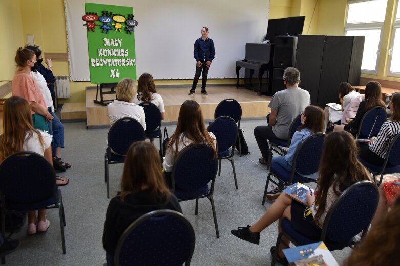  Recytatorzy zabłysnęli na scenie 