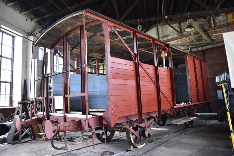  Remontuje wagon, który przybliży historię węgierskiej pomocy 