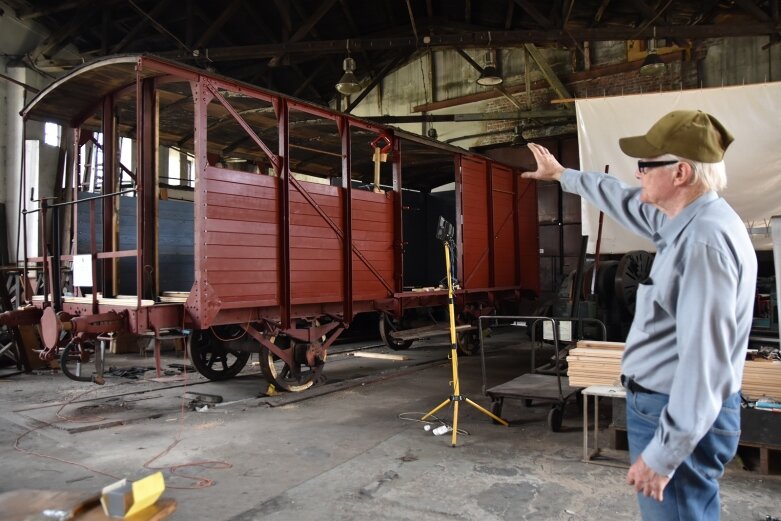  Remontuje wagon, który przybliży historię węgierskiej pomocy 