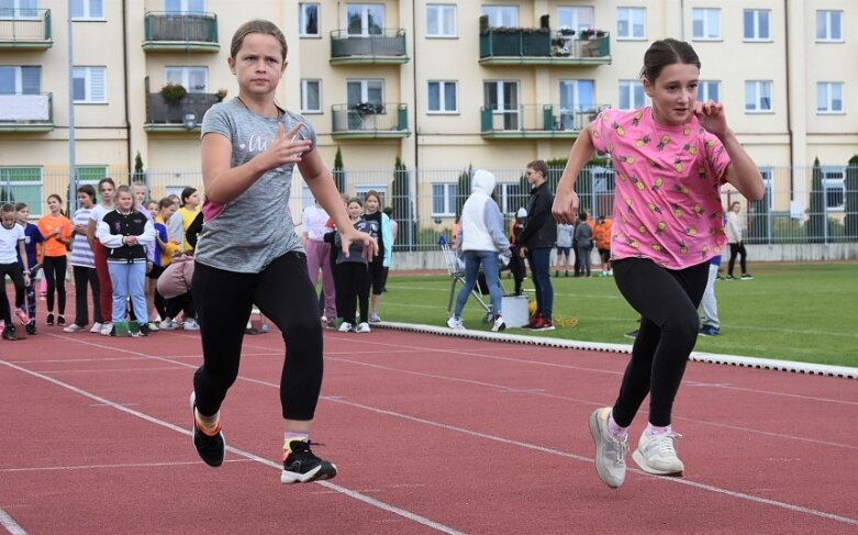  Reprezentacja Piątki imponuje podczas Czwartków Lekkoatletycznych 