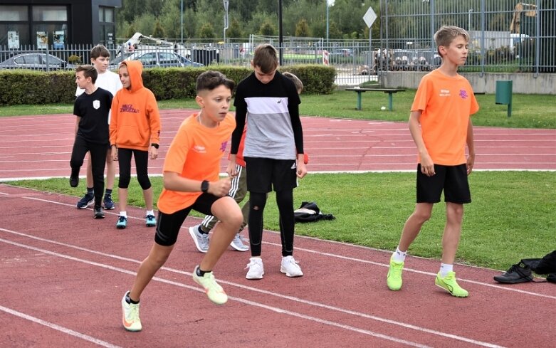  Reprezentacja Piątki imponuje podczas Czwartków Lekkoatletycznych 