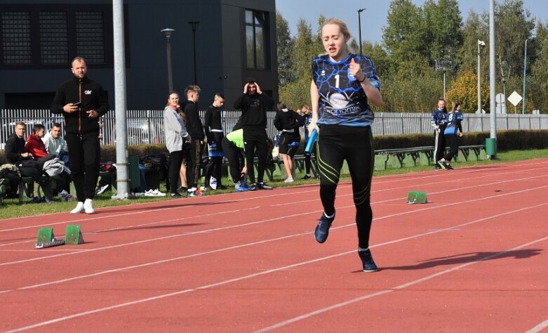  Reprezentacje Prusa i Ekonomika wystąpią w wojewódzkim finale lekkoatletycznej Licealiady 