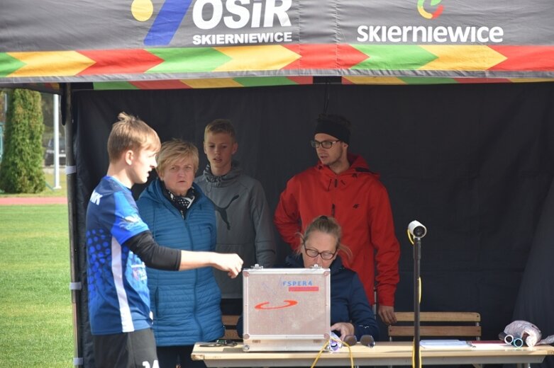  Reprezentacje Prusa i Ekonomika wystąpią w wojewódzkim finale lekkoatletycznej Licealiady 