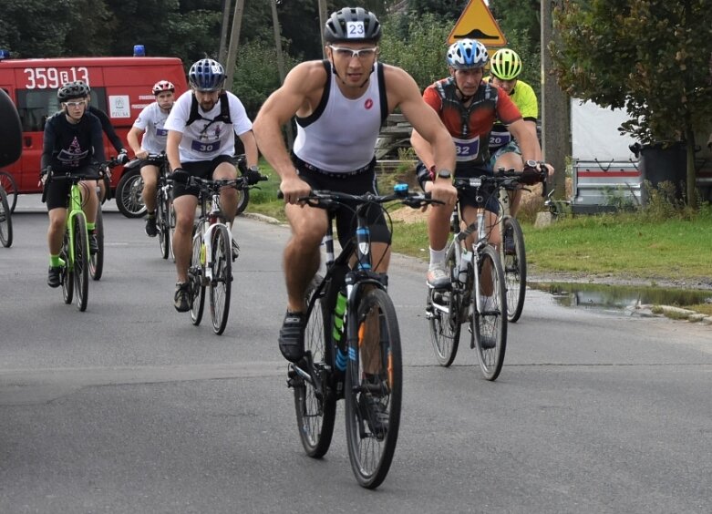  Robert Jasion po raz trzeci najlepszy w Skierniewickim Triathlonie! 