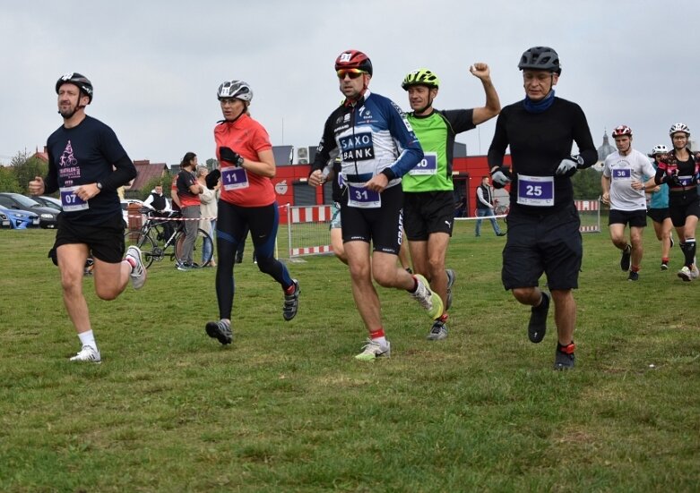  Robert Jasion po raz trzeci najlepszy w Skierniewickim Triathlonie! 