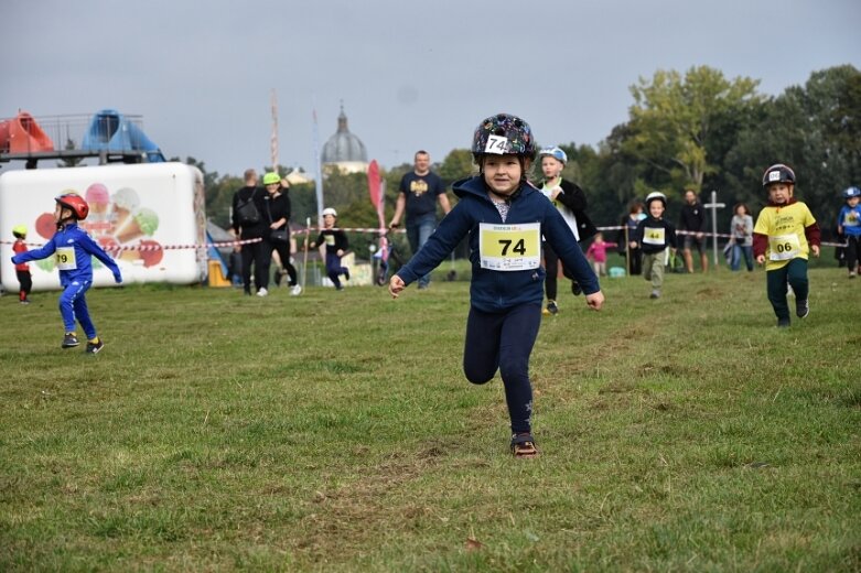  Robert Jasion po raz trzeci najlepszy w Skierniewickim Triathlonie! 