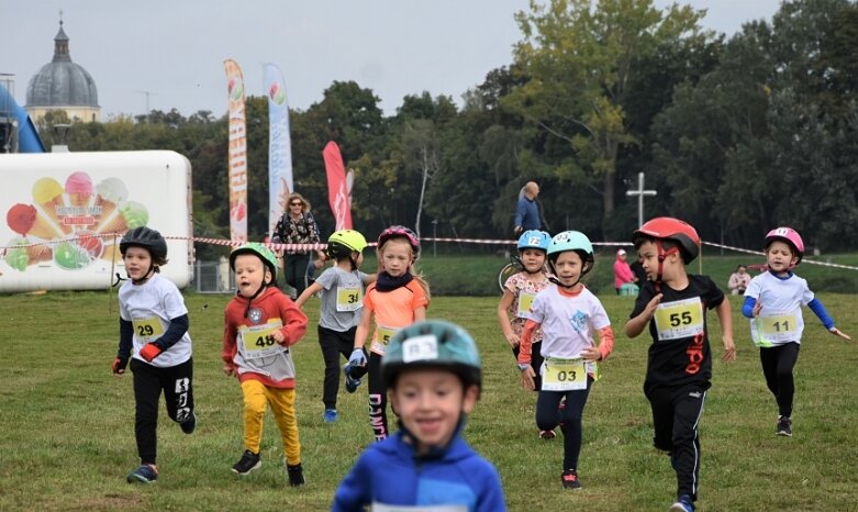  Robert Jasion po raz trzeci najlepszy w Skierniewickim Triathlonie! 