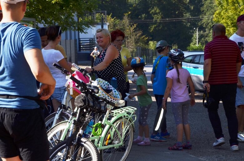  Rodzinna przygoda na dwóch kółkach  