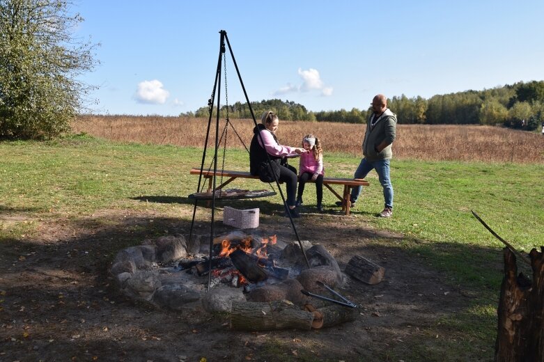  Rodzinny piknik w Głuchowie pod hasłem PRZEMOC TO NIE SUPERMOC  