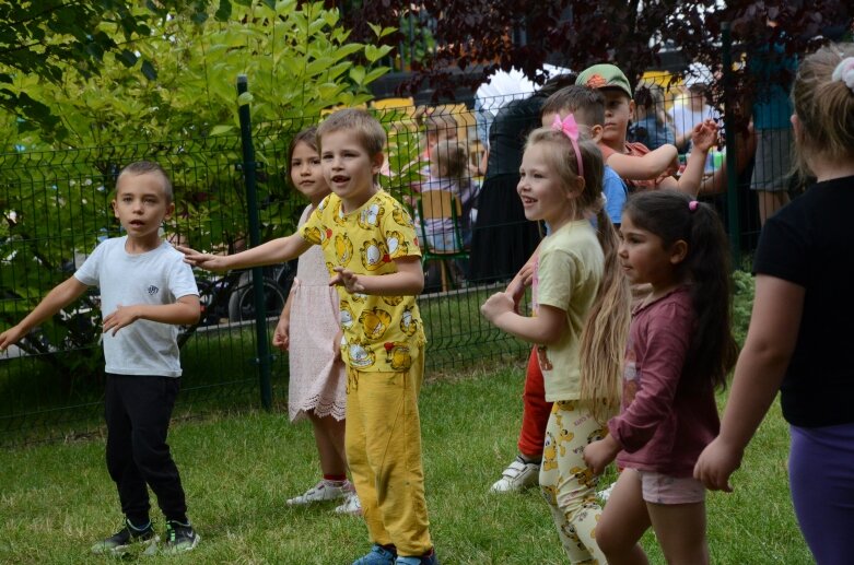  Rodzinny piknik w Przedszkolu numer 8 w Skierniewicach [ZDJĘCIA] 