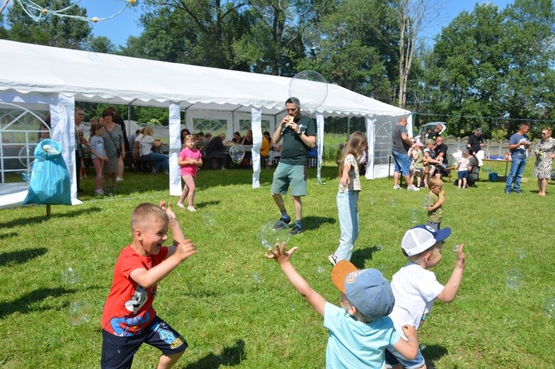  Rodzinny piknik w Woli Makowskiej 