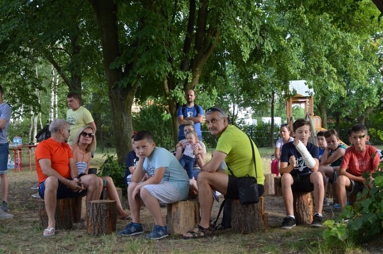  Rodzinny piknik zakończył sezon koszykarzy AZS PWSZ Skierniewice 