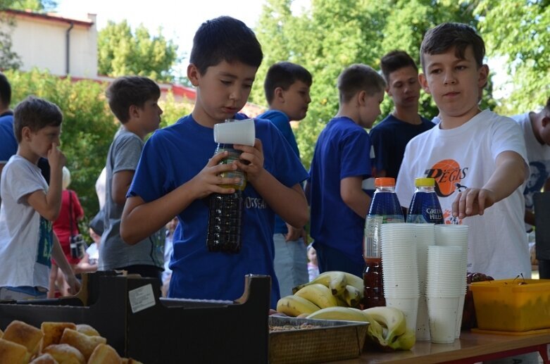  Rodzinny piknik zakończył sezon koszykarzy AZS PWSZ Skierniewice 