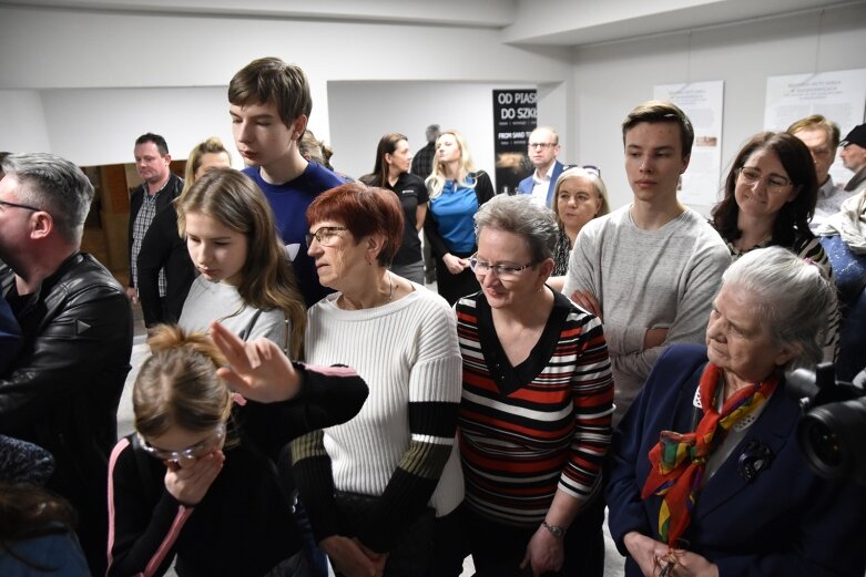  Różne oblicza szkła i nie tylko… czyli drugi dzień otwarcia CKiS 